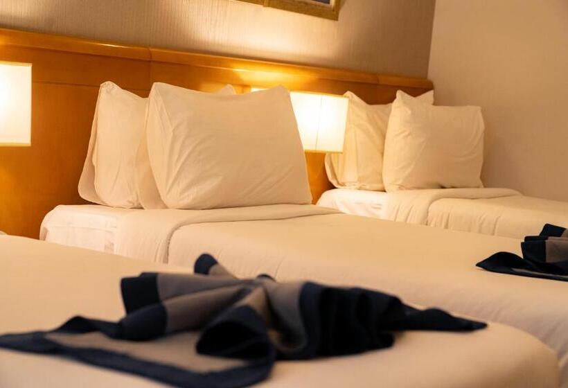 スタンダード4人部屋, Emaar Grand