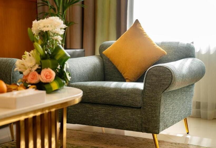 デラックススイート, Emaar Grand