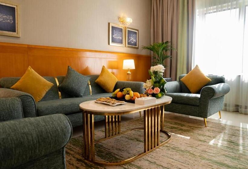 デラックススイート, Emaar Grand