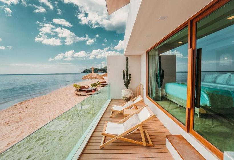 جناح ديلوكس مطل على البحر, Maldives Beach Resort