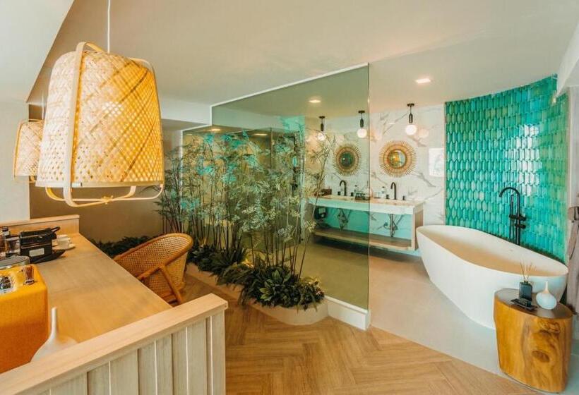 جناح ديلوكس مطل على البحر, Maldives Beach Resort