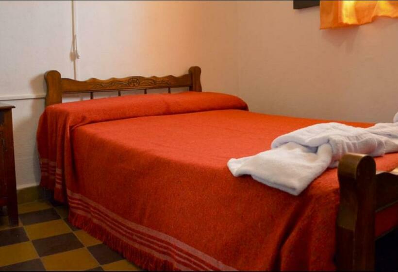 Üç Kişilik Standart Oda, Nuevo Hotel Agüero