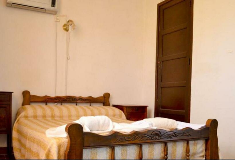 Üç Kişilik Standart Oda, Nuevo Hotel Agüero