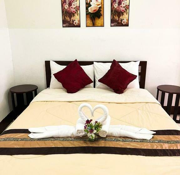 标准间, Rueangrat