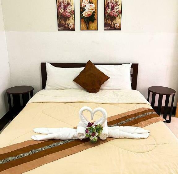 标准间, Rueangrat