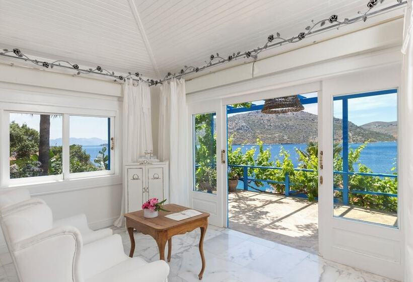 جناح, Sabrinas Haus   Adults Only