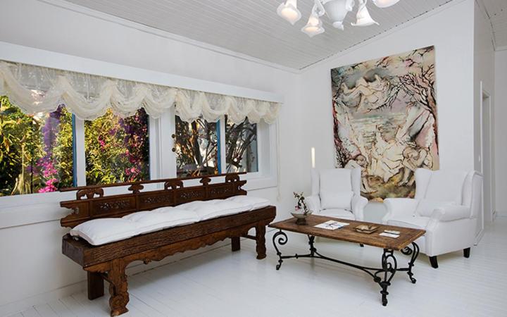 جناح, Sabrinas Haus   Adults Only