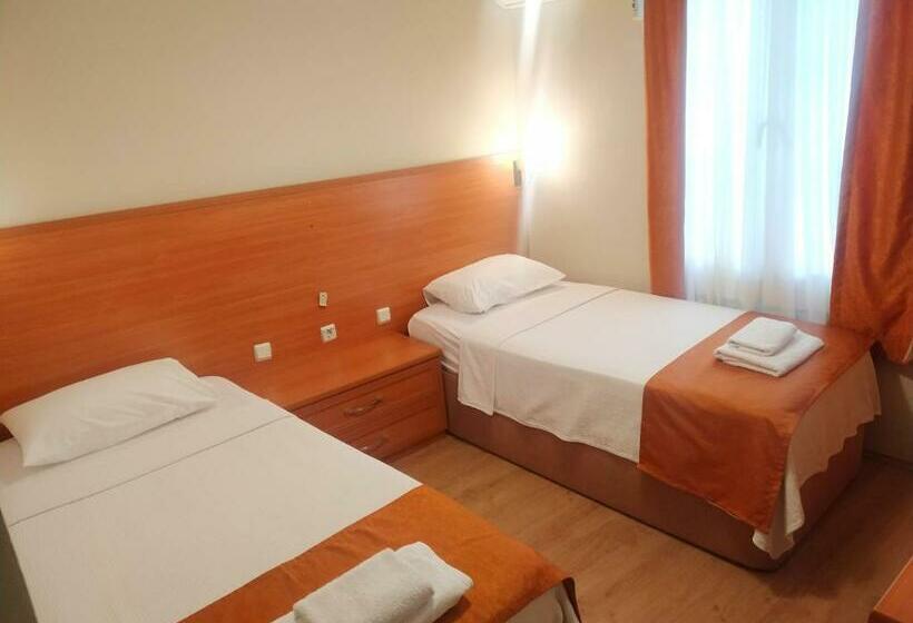 Quarto Estandar, Yalcin