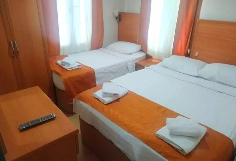 Standard Kolmen Hengen Huone, Yalcin