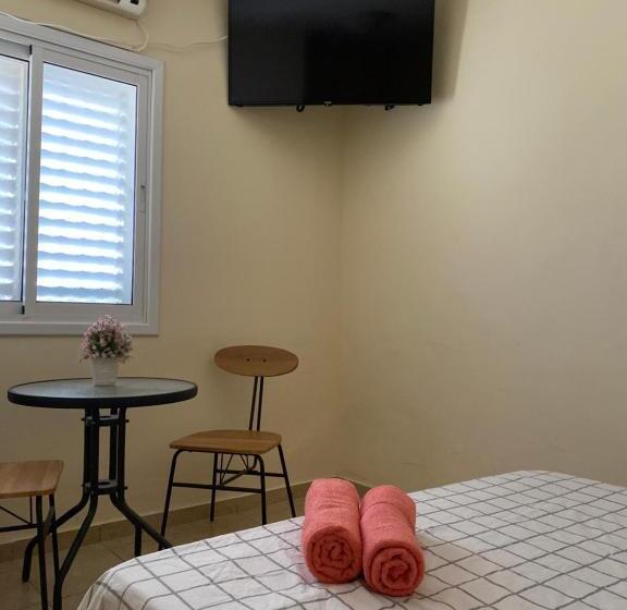 1-Schlafzimmer-Haus, Zimmer Dora