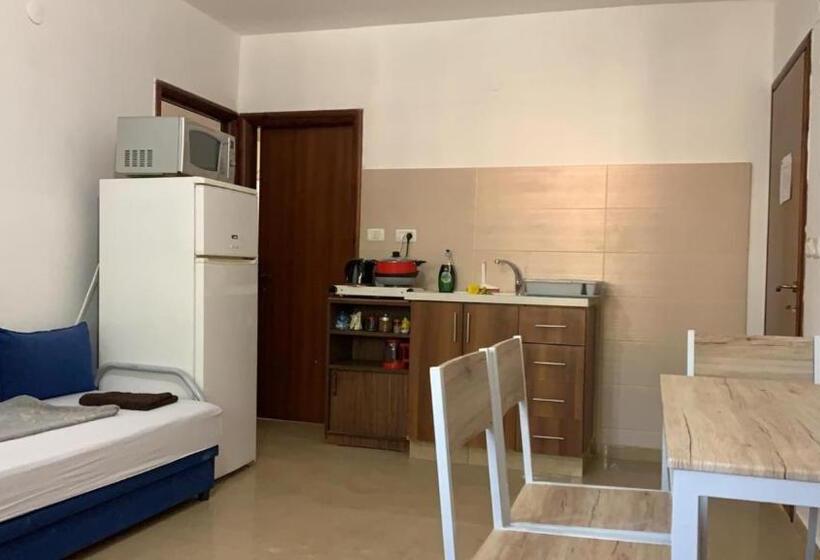 1 베드룸 패밀리 아파트, Zimmer Dora