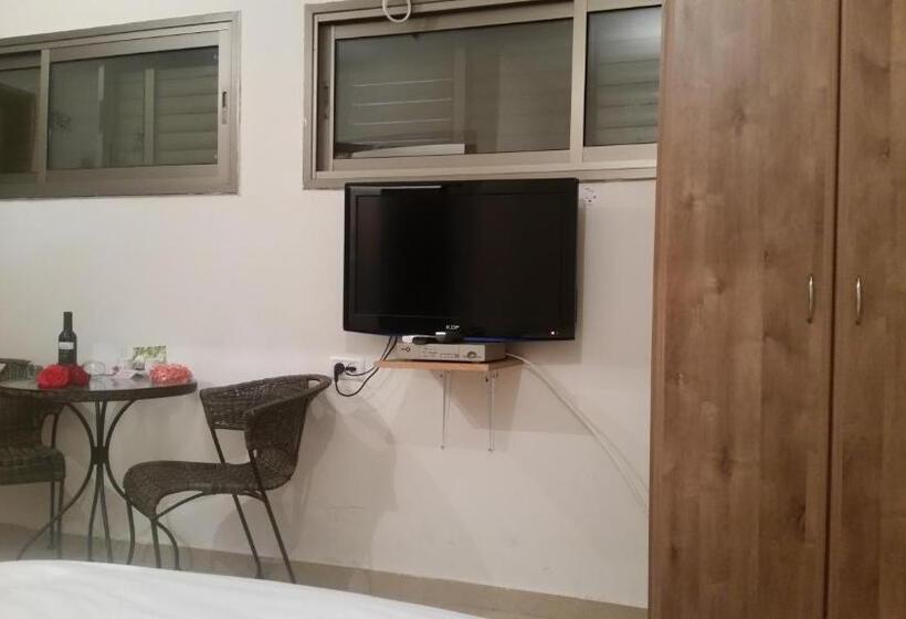 Klassisches Zimmer, Zimmer Dora