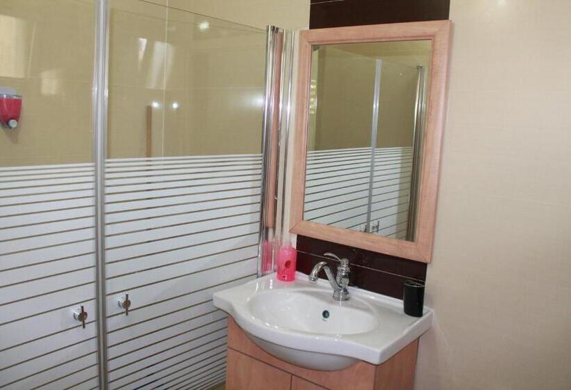 Klassisches Zimmer, Zimmer Dora