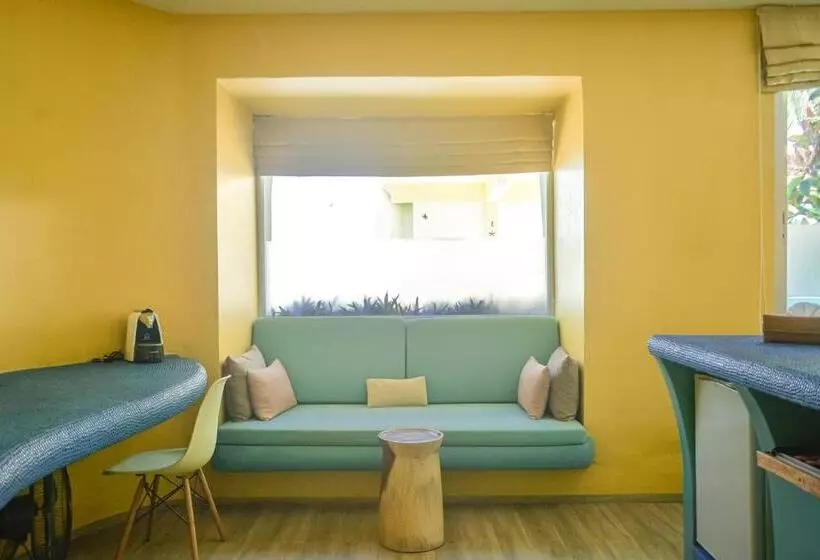 スタンダードバンガロー, Le Divine Comedie Beach Resort