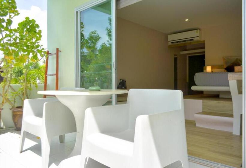 테라스 디럭스 룸, Le Divine Comedie Beach Resort