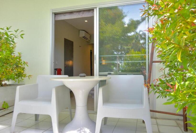 스탠다드 발코니 룸, Le Divine Comedie Beach Resort