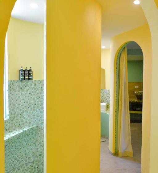 Бунгало Стандарт, Le Divine Comedie Beach Resort