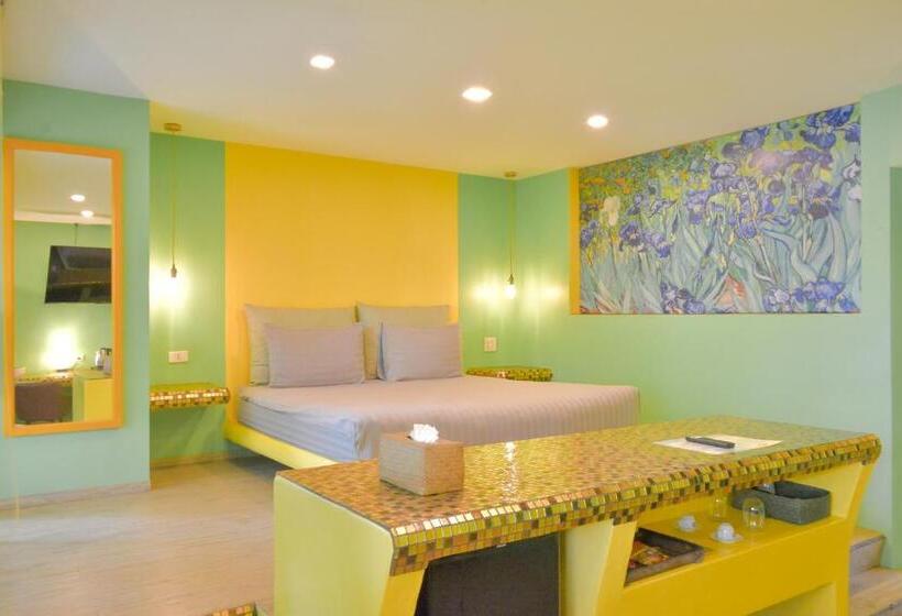 스탠다드 방갈로, Le Divine Comedie Beach Resort