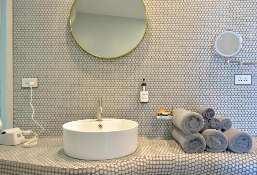 디럭스 패밀리 룸, Le Divine Comedie Beach Resort