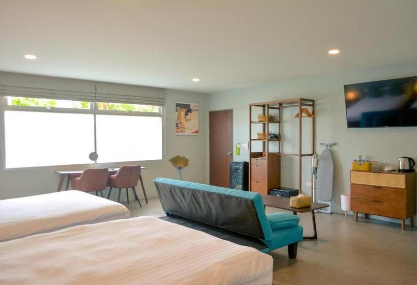 디럭스 패밀리 룸, Le Divine Comedie Beach Resort