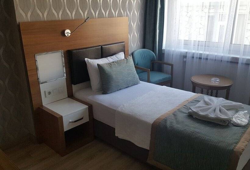 غرفة قياسية فردية, Kabacam Aydin