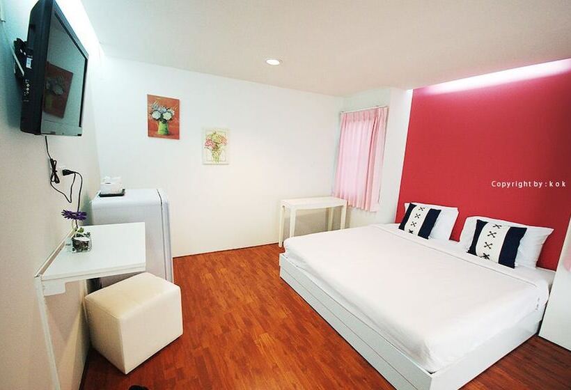 غرفة قياسية, Baan Kula Roiet