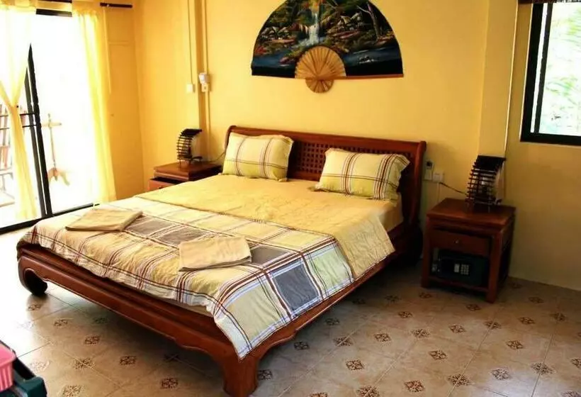 デラックスバンガロー, Buffalo Bay Vacation Club