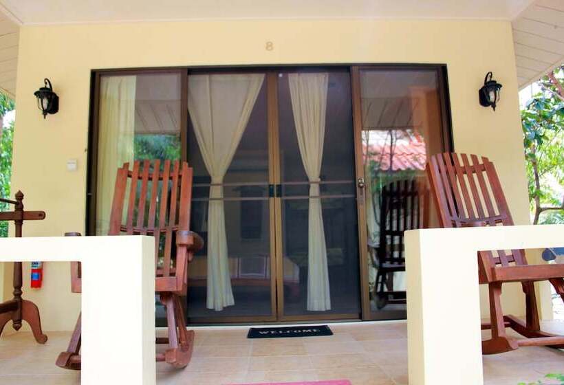 بنجلو ديلوكس, Buffalo Bay Vacation Club