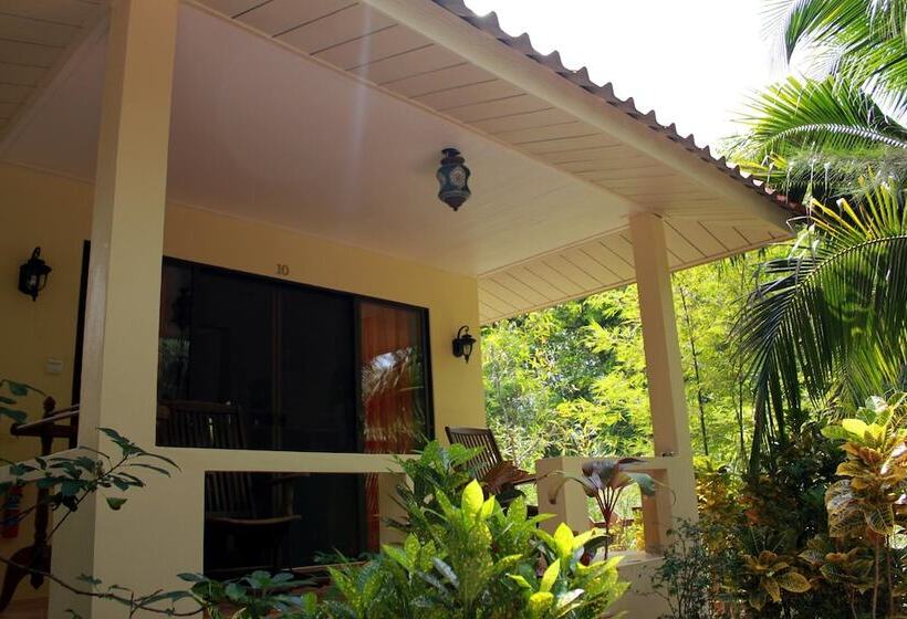 بنجلو ديلوكس, Buffalo Bay Vacation Club