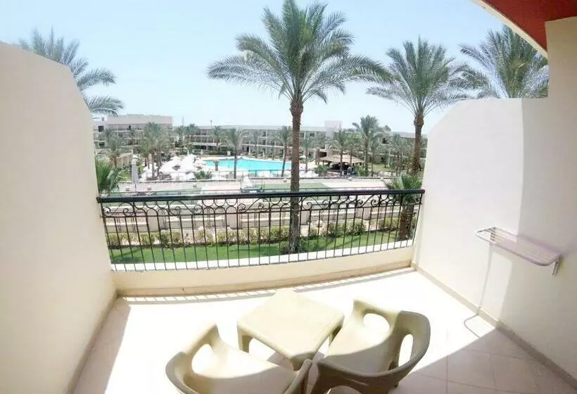 Perhehuone, Xperience Kiroseiz Aquapark Premier Naama Bay