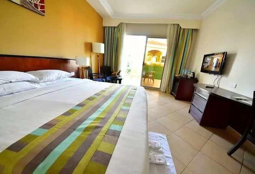 Perhehuone, Xperience Kiroseiz Aquapark Premier Naama Bay