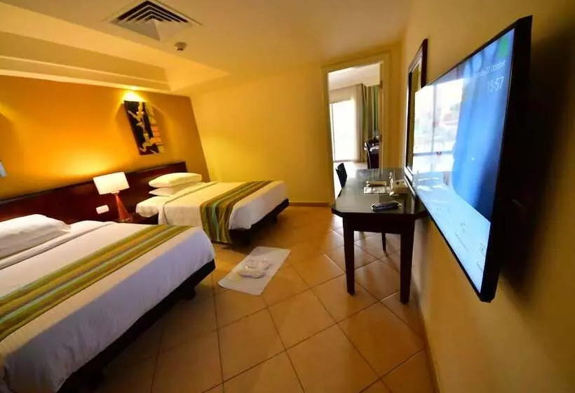 Perhehuone, Xperience Kiroseiz Aquapark Premier Naama Bay