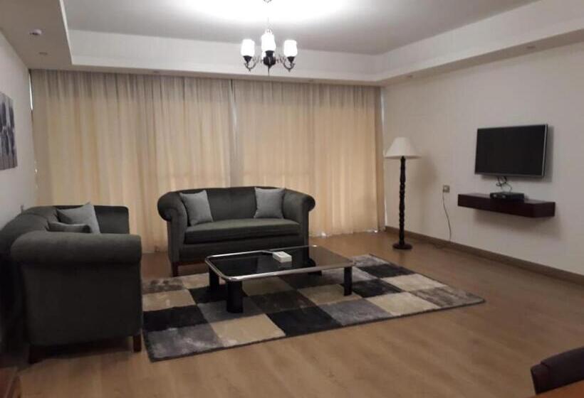 3-Bedroom Deluxe Apartment, Royal Maadi