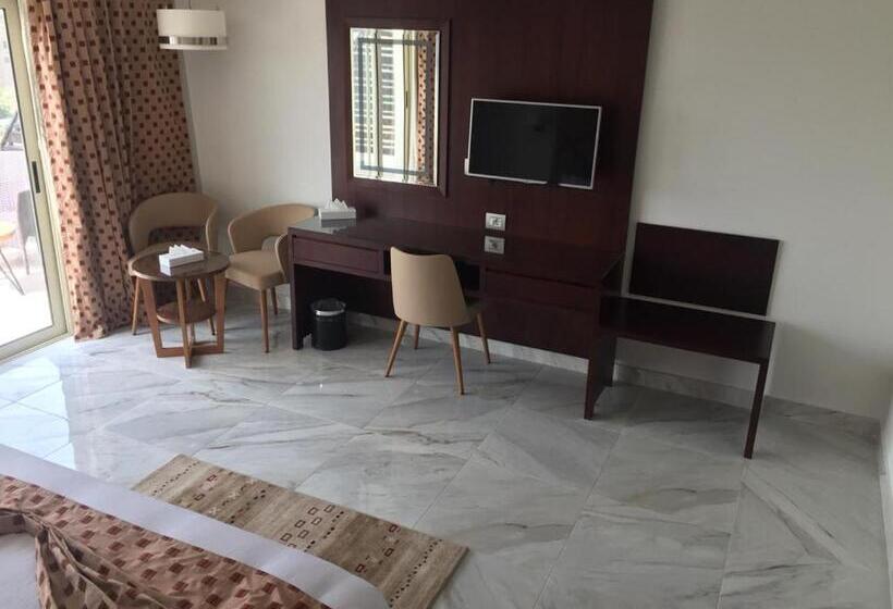 Suite with Terrace, Royal Maadi