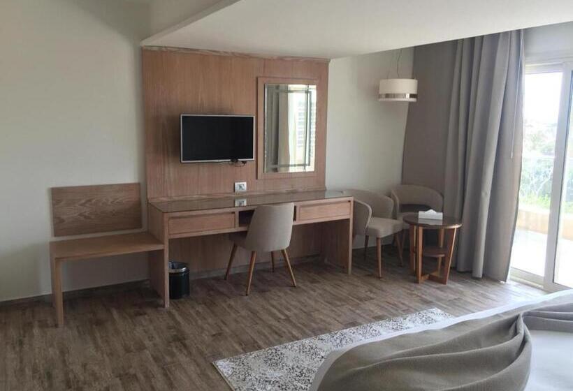 Suite with Terrace, Royal Maadi