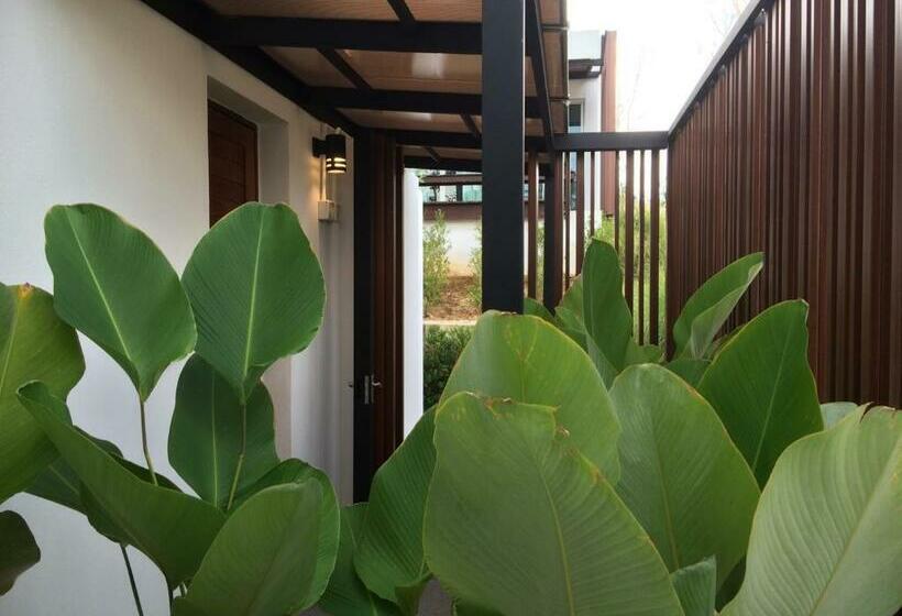 Suite Vista Piscina, Seanery Beach Resort