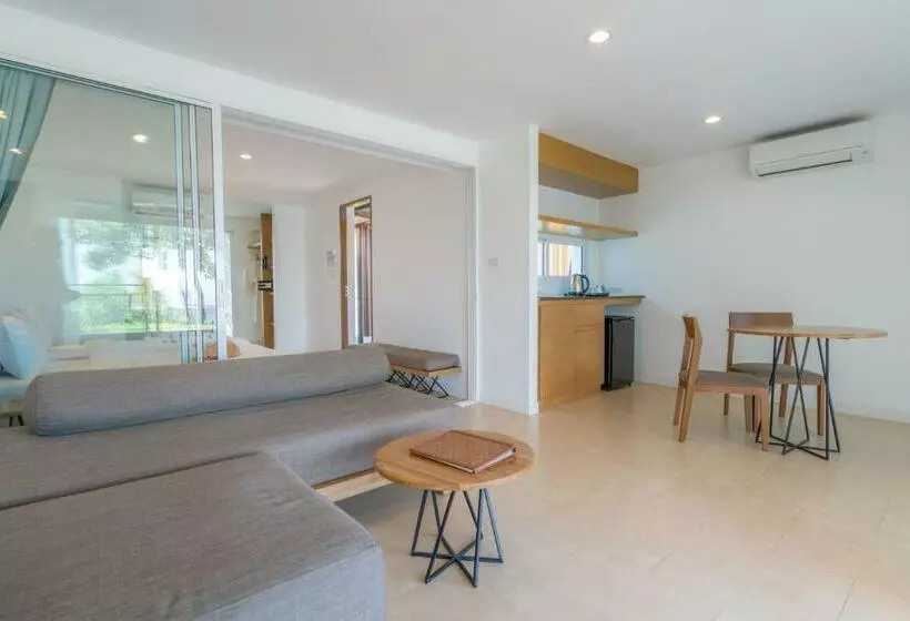 プールビュースイート, Seanery Beach Resort