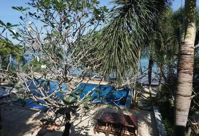 Standard Neljän Hengen Huone Merinäkymä, Seashell Village Resort