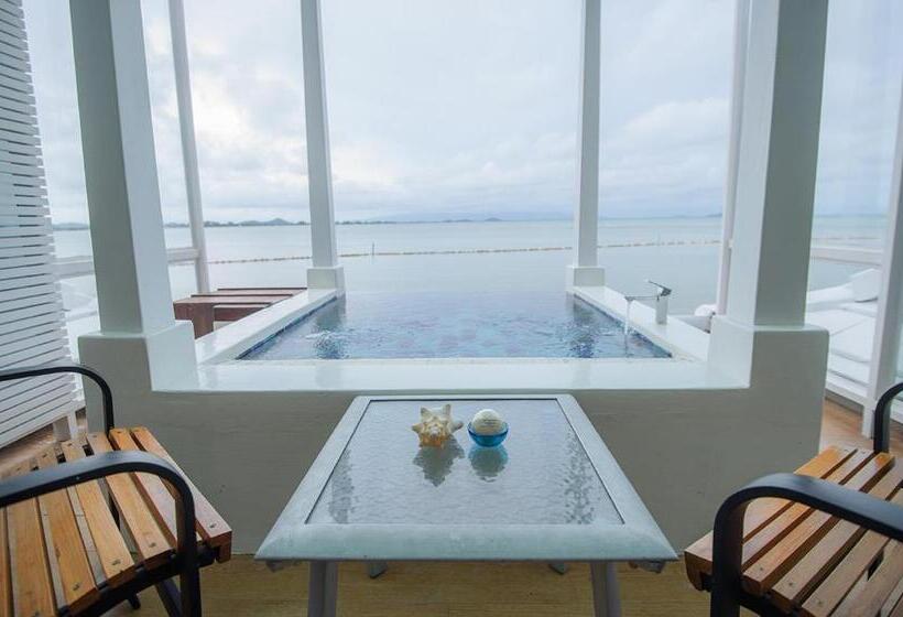 سوییت جونیور با چشم‌انداز دریا, Seashell Village Resort