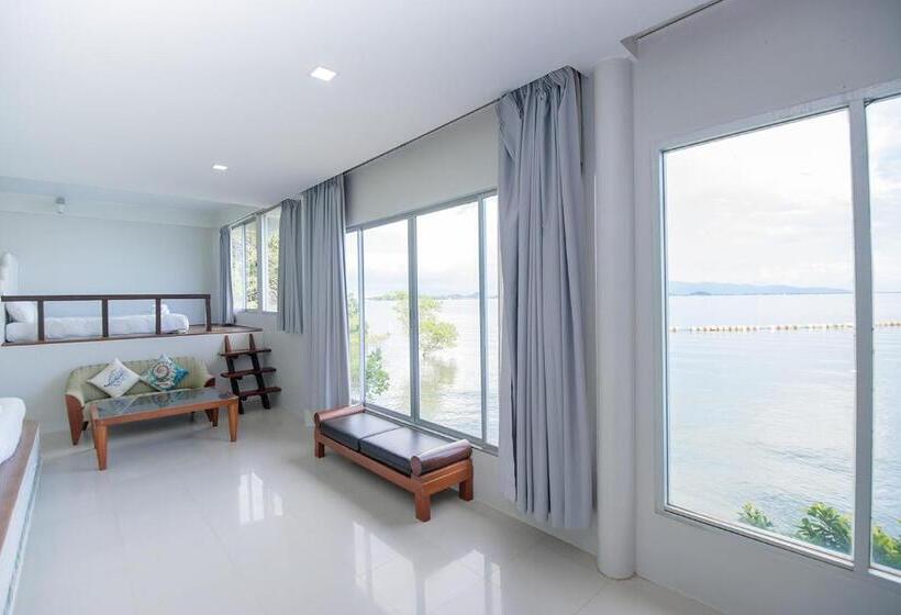 اتاق خانوادگی با چشم‌انداز دریا, Seashell Village Resort