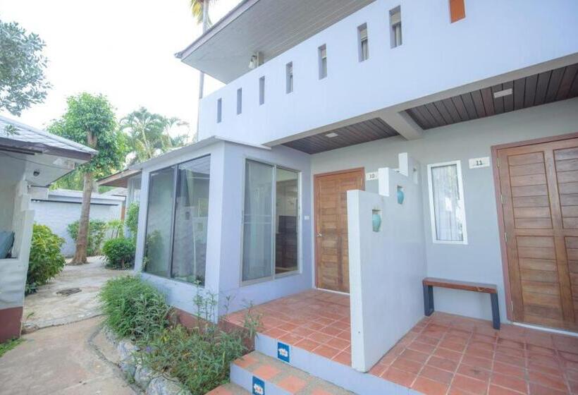 חדר סטנדרט עם מרפסת, Seashell Village Resort