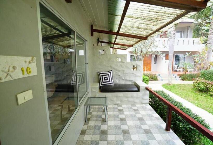 חדר דלוקס צדדי נוף לים, Seashell Village Resort