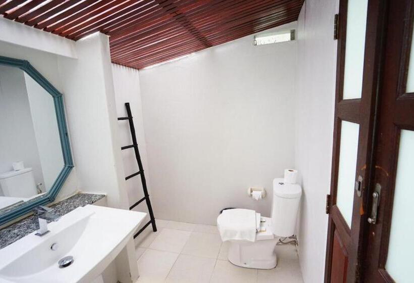 اتاق لوکس با چشم‌انداز دریا, Seashell Village Resort