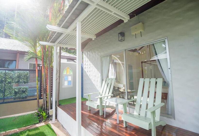 חדר סטנדרט עם מיטת קינג, Seashell Village Resort