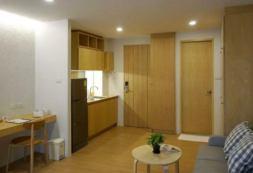 スタンダードルーム, Benri Sriracha Residence