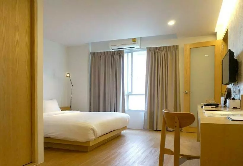 デラックスルーム, Benri Sriracha Residence