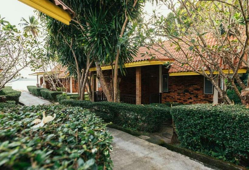 Deluxe-bungalow, Adang Island Resort