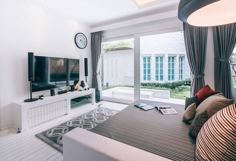 デラックスルーム, Monkey House