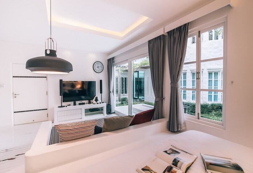 デラックスルーム, Monkey House