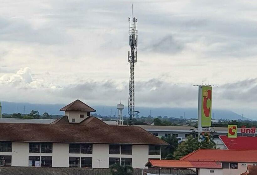 חדר סופריור, Rattana Park
